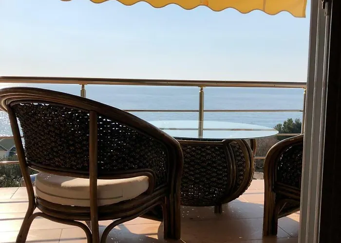 Bella Vista